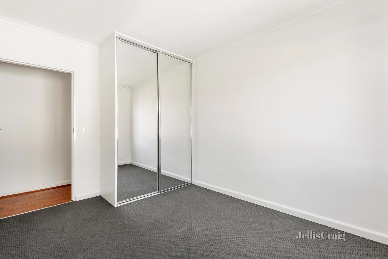 13/165 Power Street, Hawthorn image 6