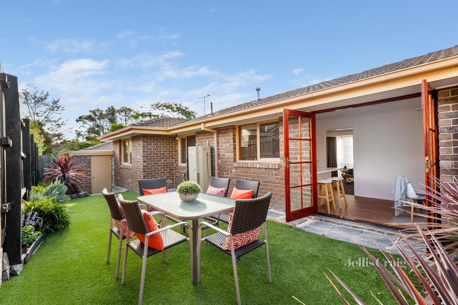 13/166 Station Street, Box Hill South image 1