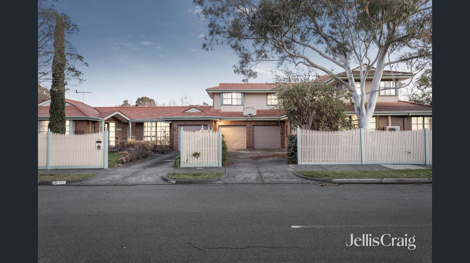 1/317 Auburn Road, Hawthorn image 1