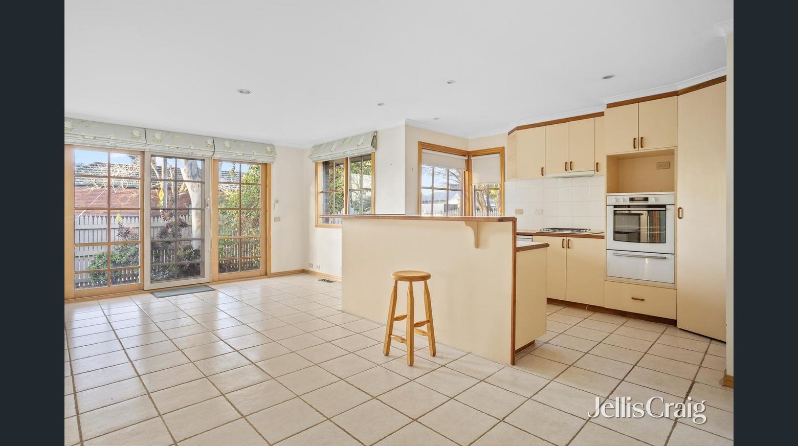 1/317 Auburn Road, Hawthorn image 4