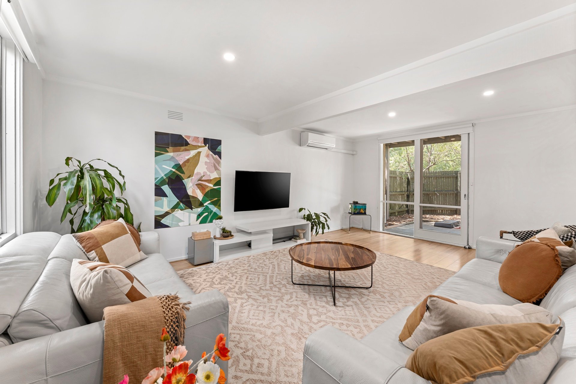 13/18 Peter Street, Doncaster East image 2