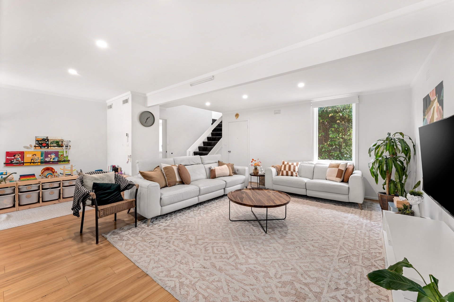 13/18 Peter Street, Doncaster East image 3