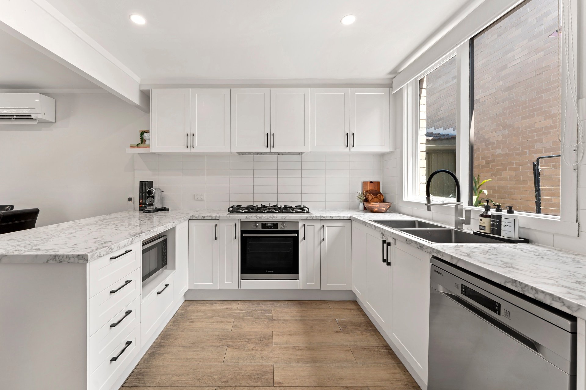 13/18 Peter Street, Doncaster East image 4