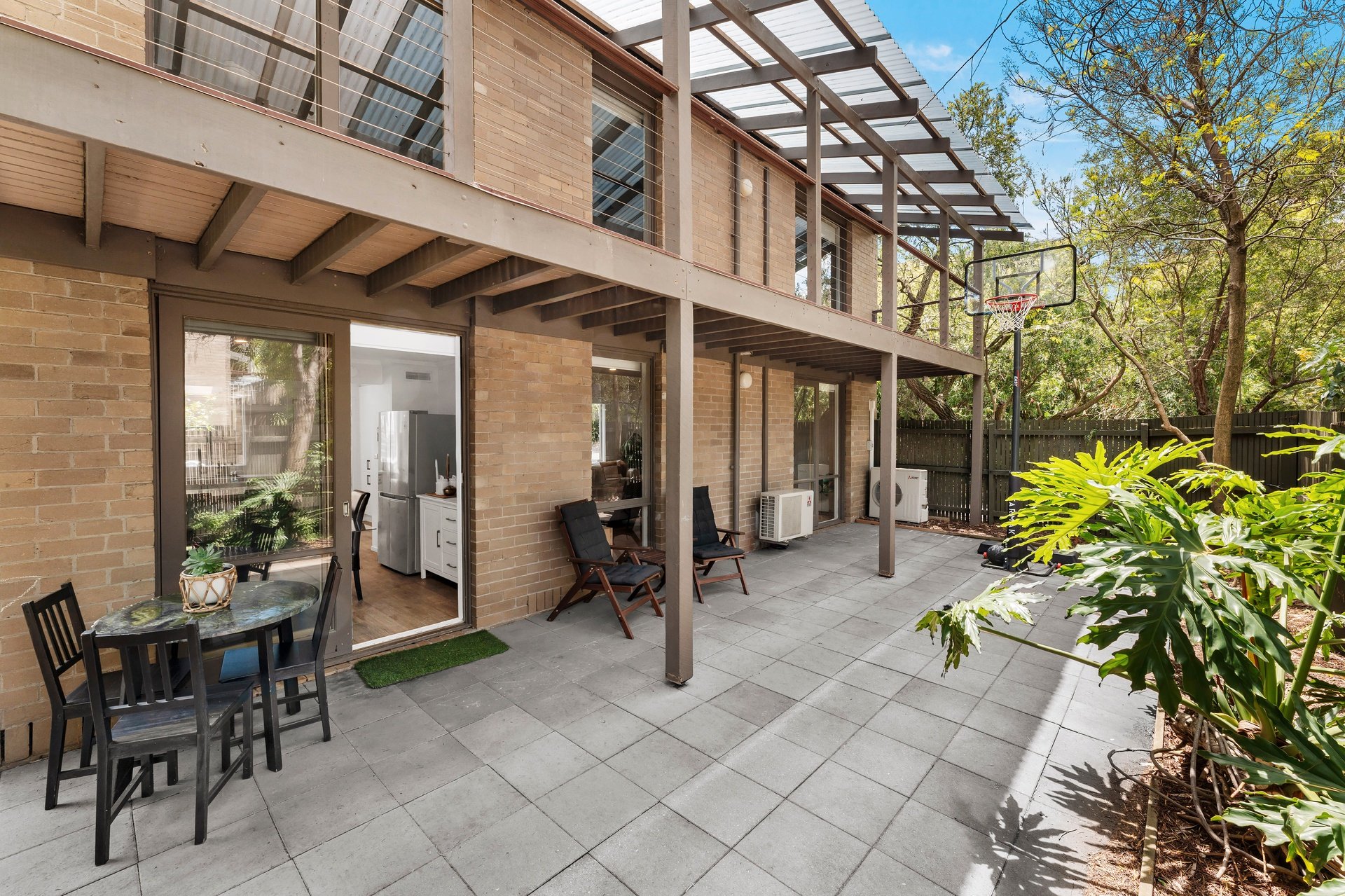 13/18 Peter Street, Doncaster East image 1