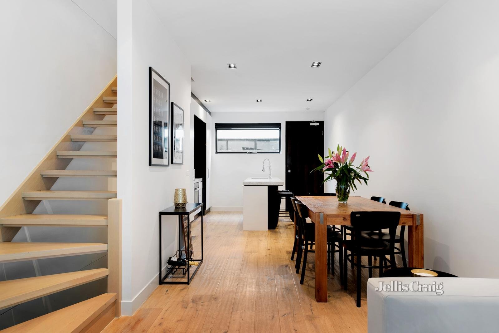 13/1810 Malvern Road, Malvern East image 2