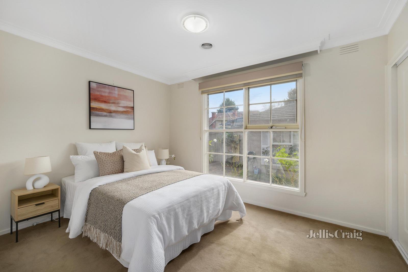 1/319 Elgar Road, Surrey Hills image 6