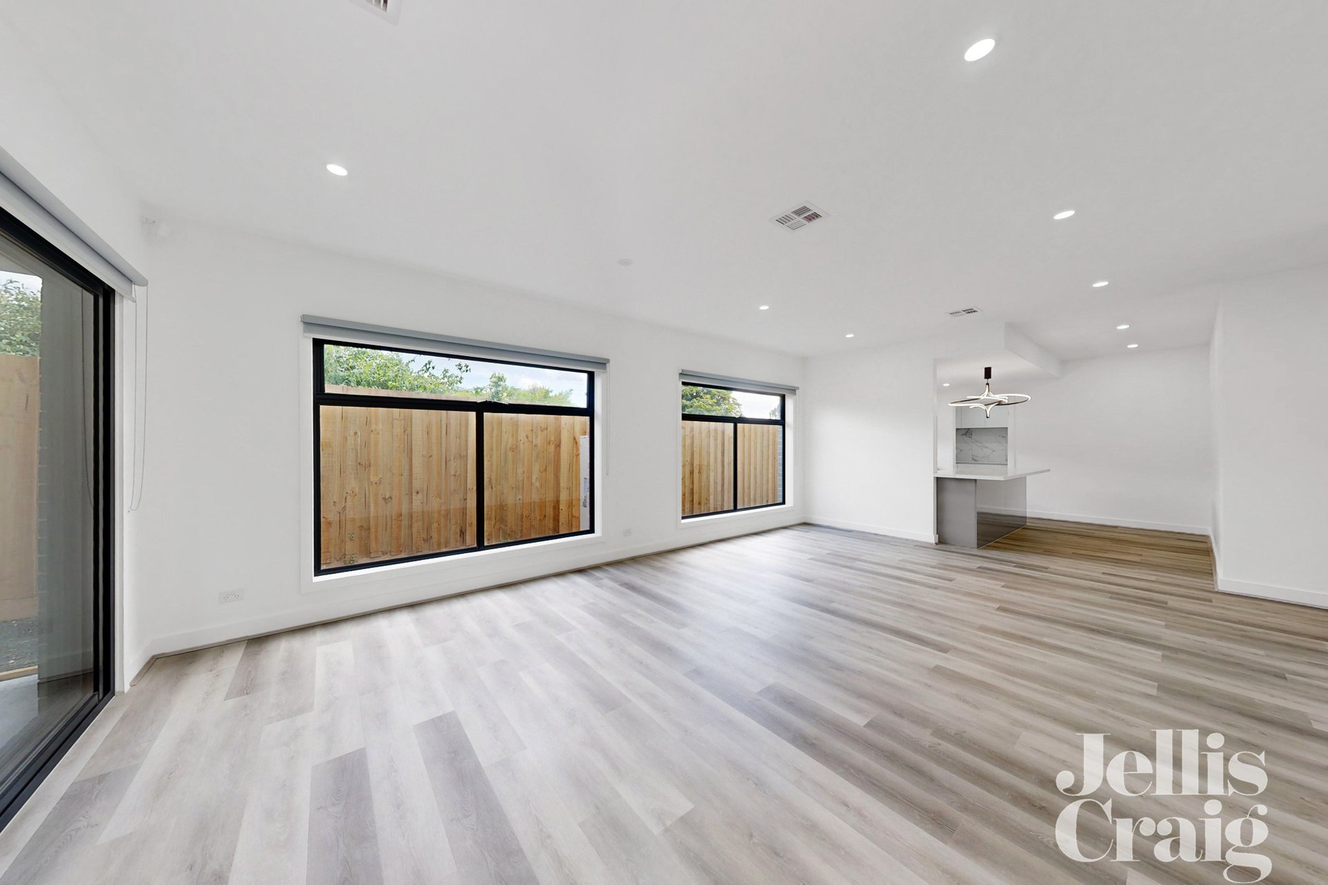 131A Bowes Avenue, Airport West image 4