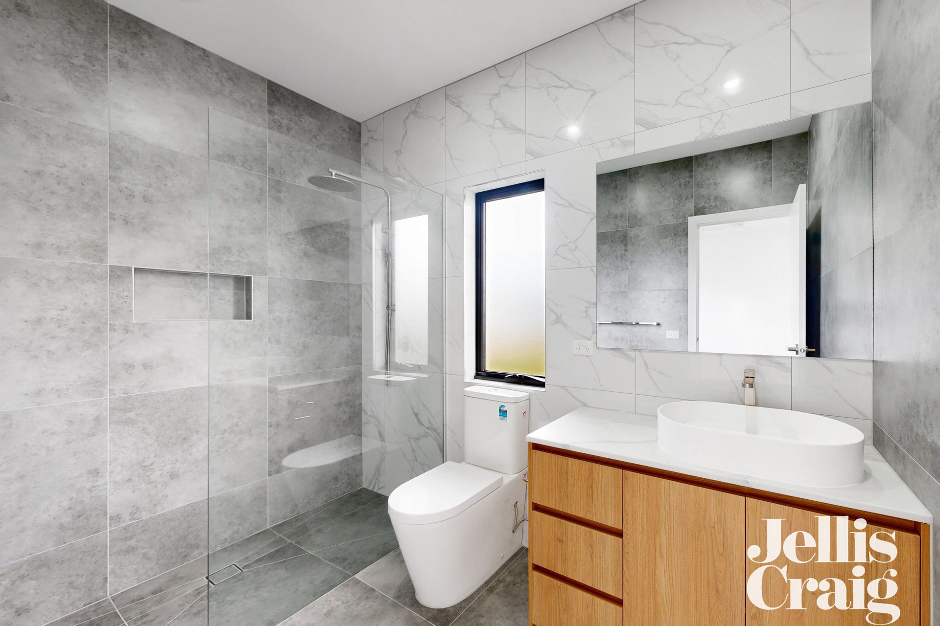 131A Bowes Avenue, Airport West image 12