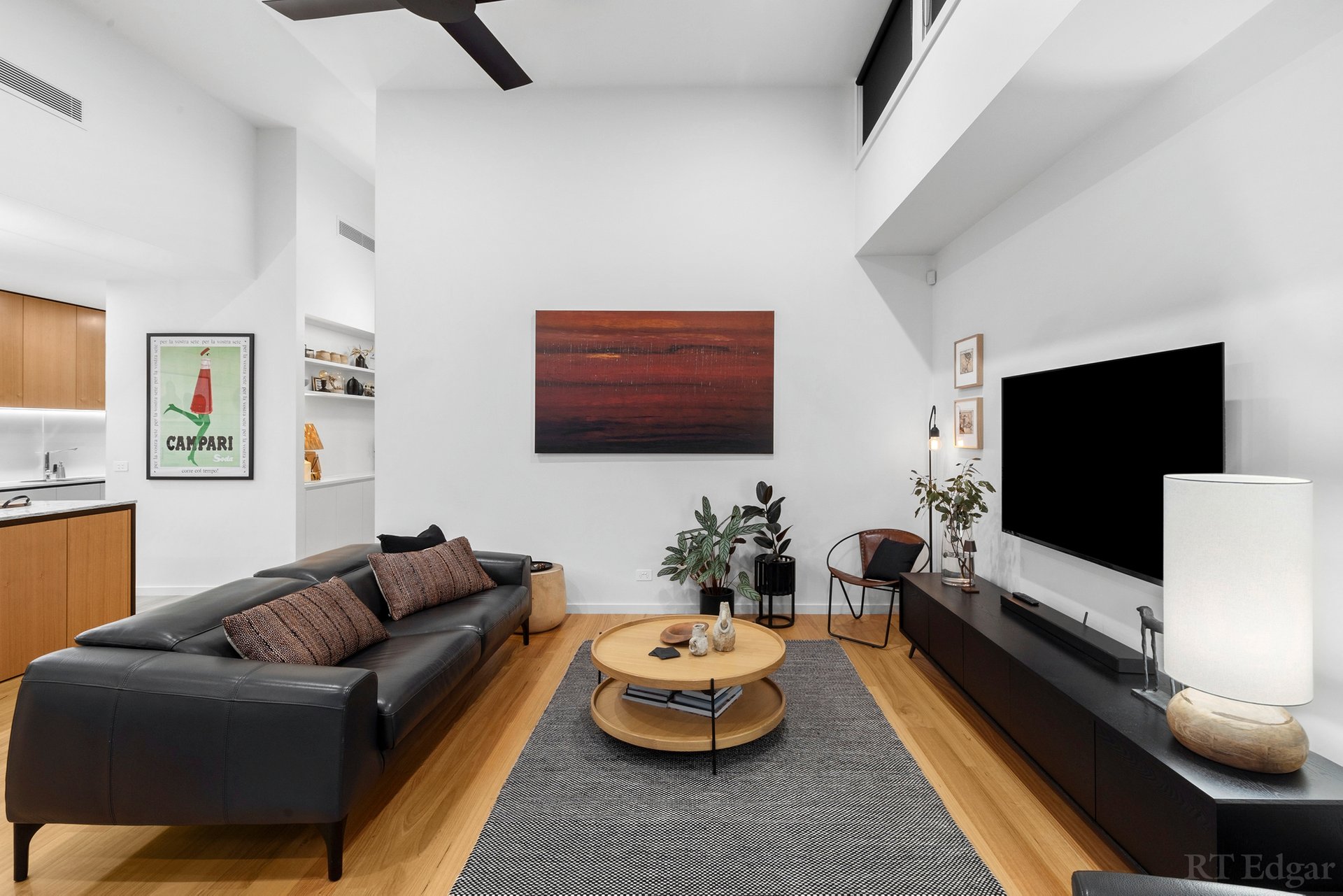 Property Gallery Thumbnail 8