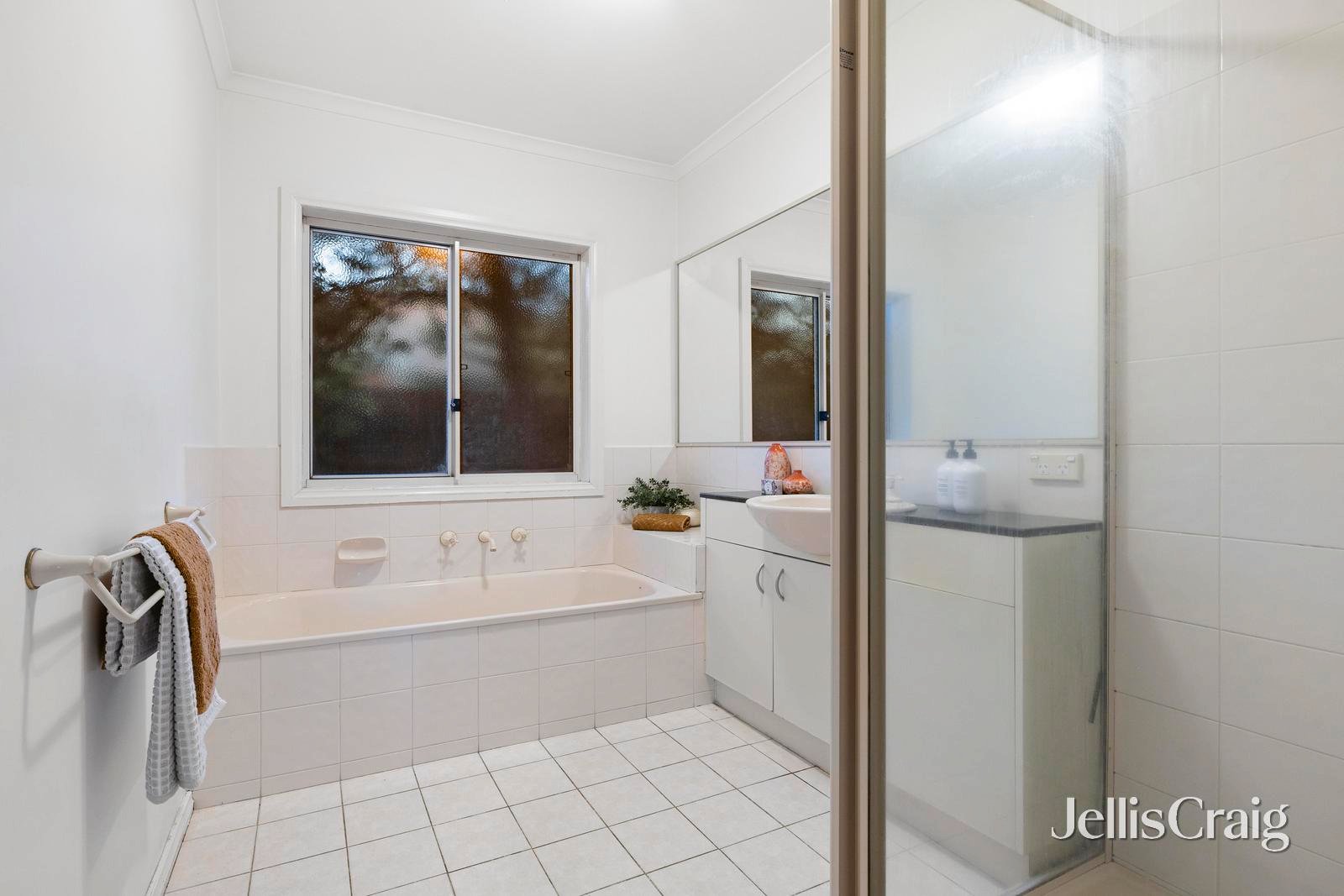 13/1D Tovan Akas Avenue, Bentleigh image 12