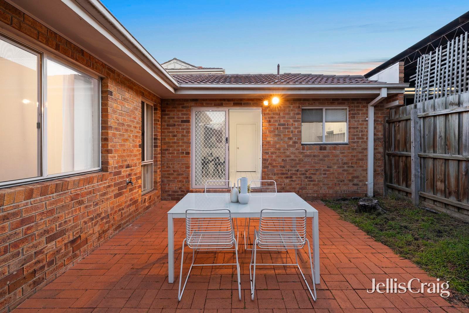 13/1D Tovan Akas Avenue, Bentleigh image 14