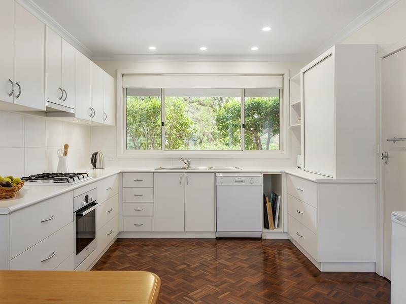 1/32 Barton Street, Surrey Hills image 5
