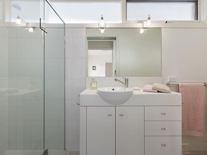 1/32 Barton Street, Surrey Hills image 10
