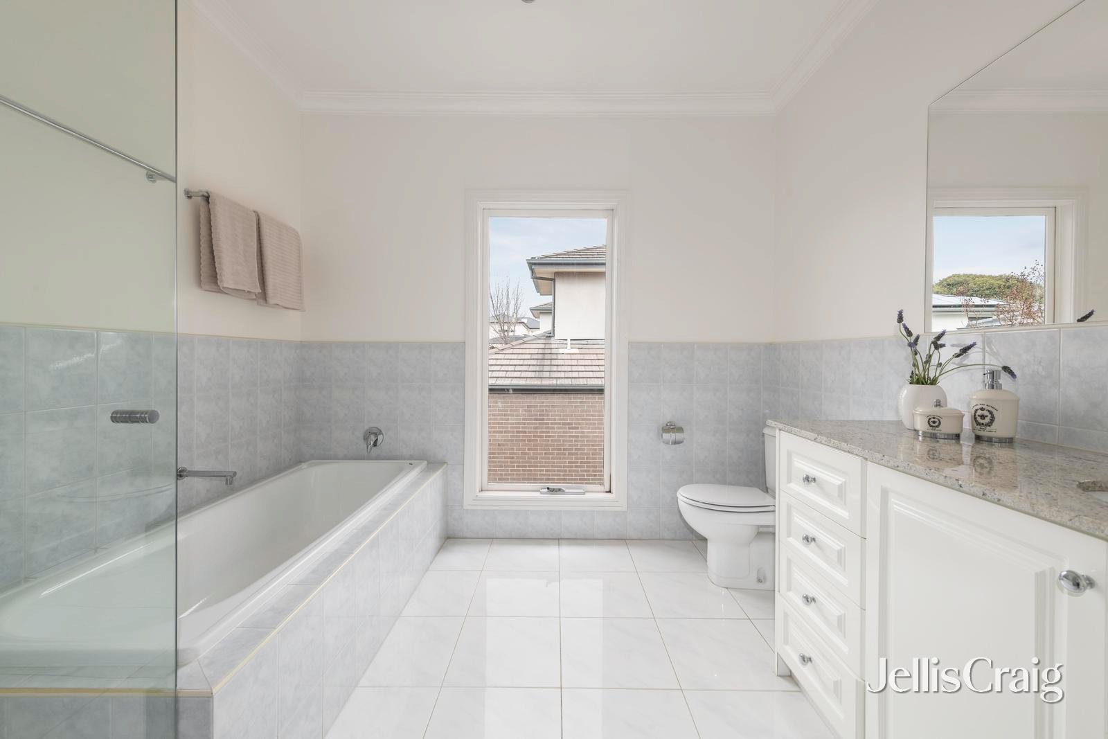 1/32 Donna Buang Street, Camberwell image 10