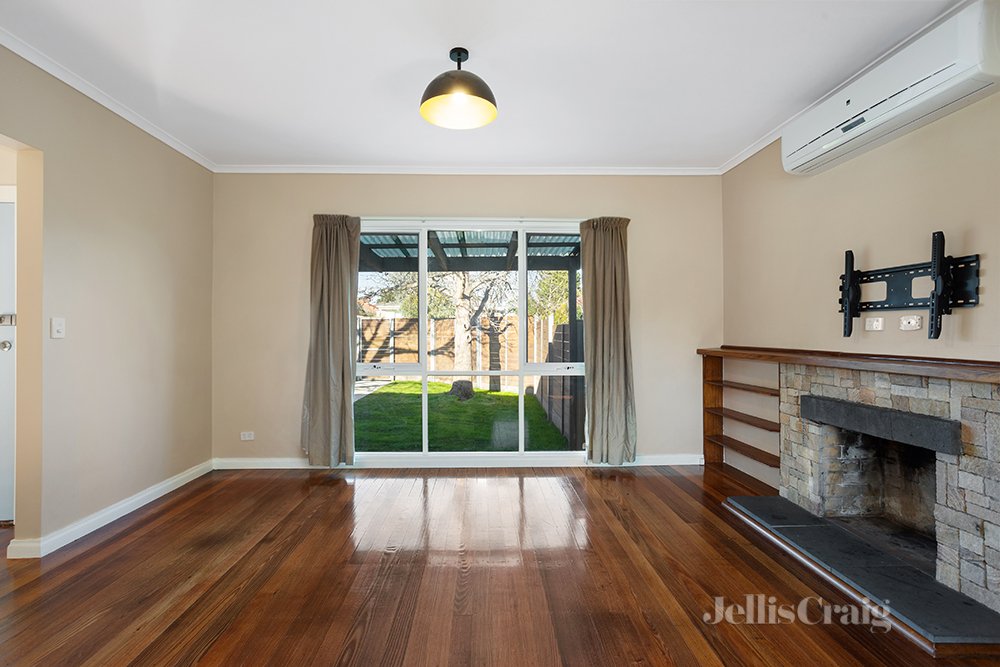 1/32 Edward St, Macleod image 2
