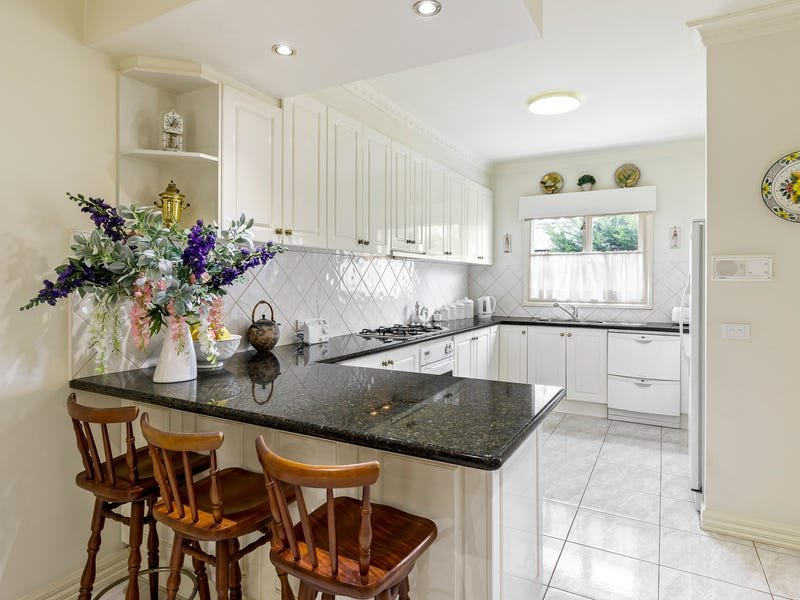 Property Gallery Thumbnail 3