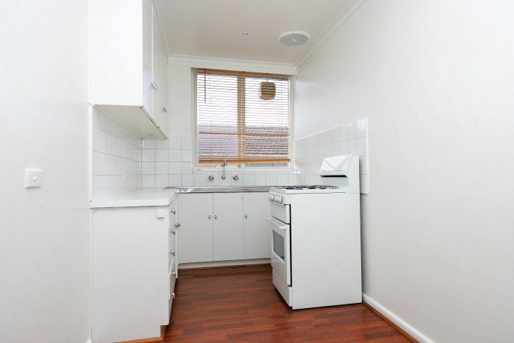 13 / 2 Gordon Grove SOUTH YARRA