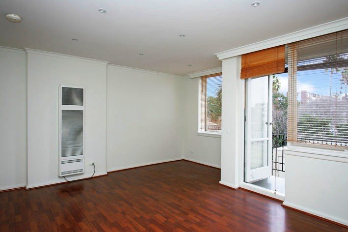 13 / 2 Gordon Grove SOUTH YARRA