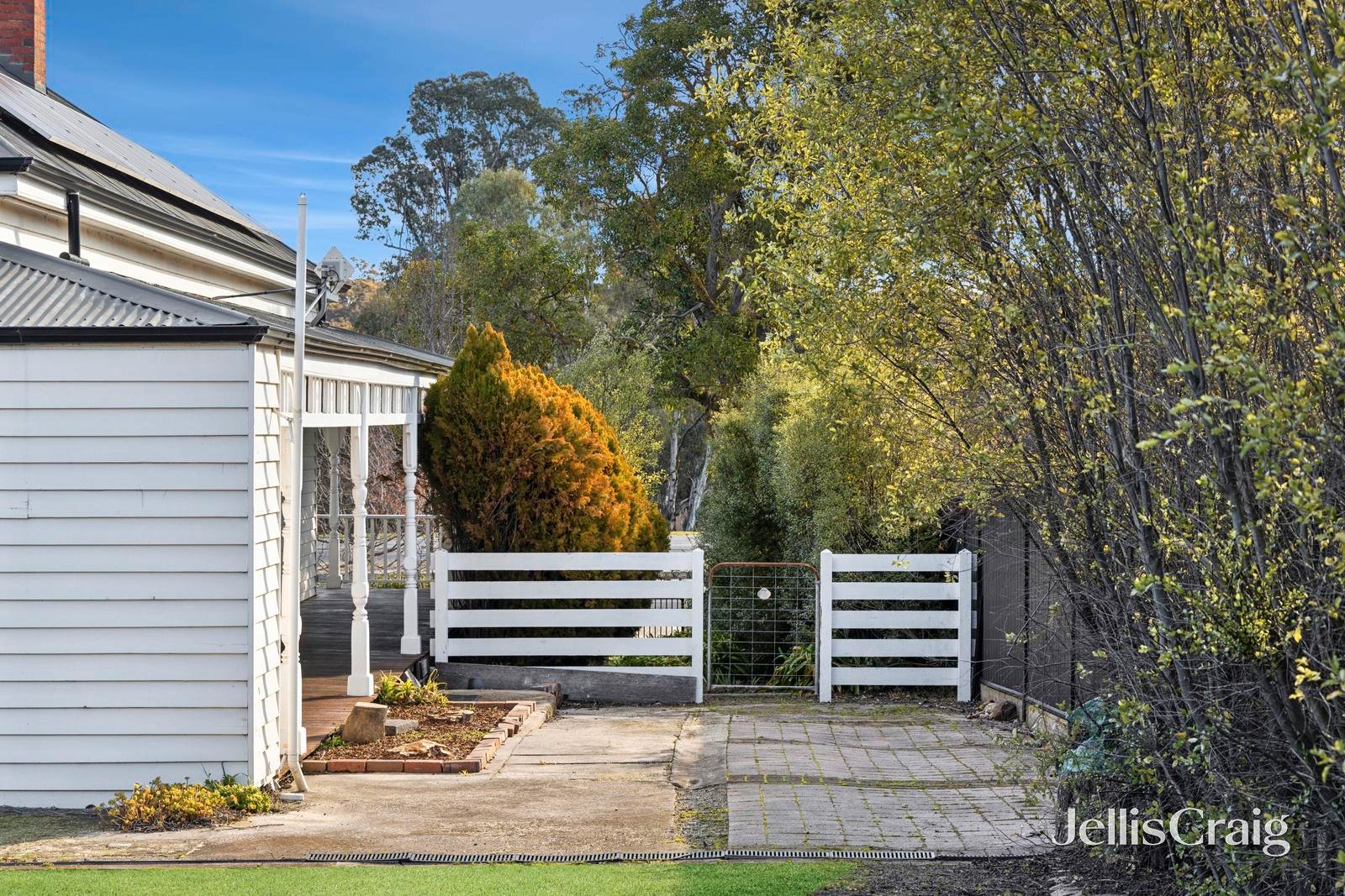 132 Harmony Way, Harcourt image 14