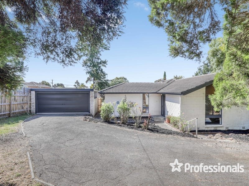 132 Hayrick Lane, Mooroolbark image 4