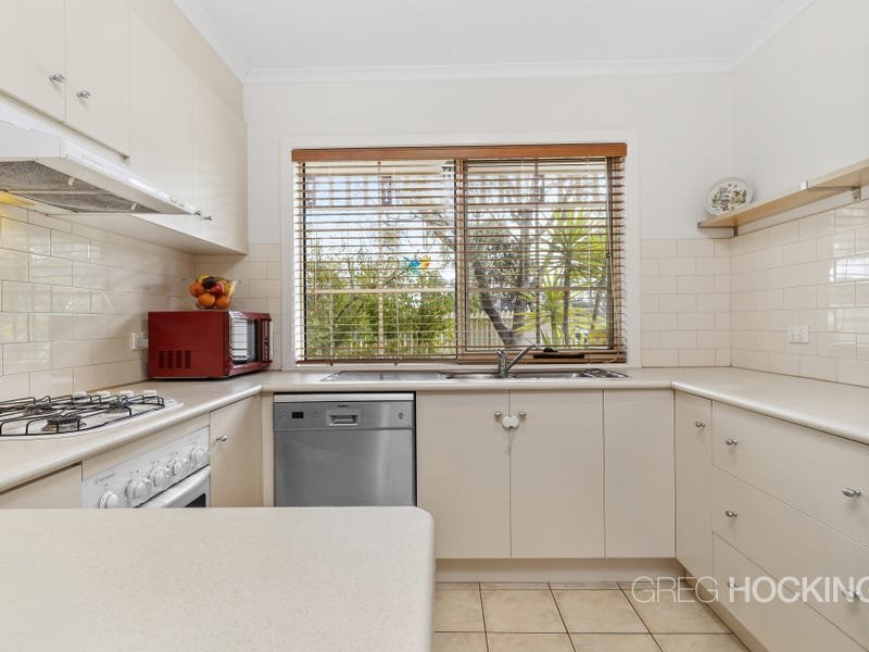 1/32 Johnston Street, Newport image 4