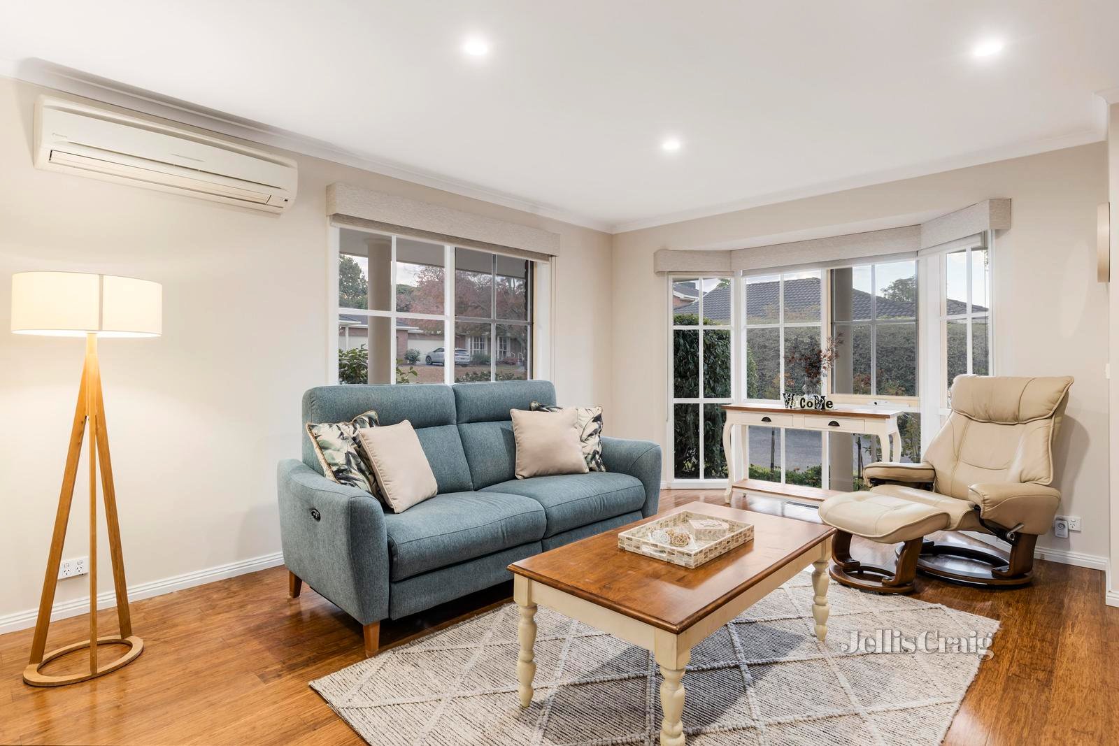 1/32 Lusher Road, Croydon image 3