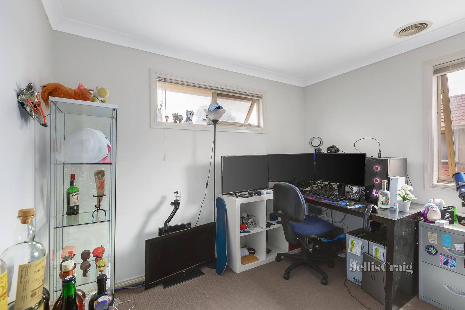 13/2 Mckelvie Court, Glen Waverley image 8