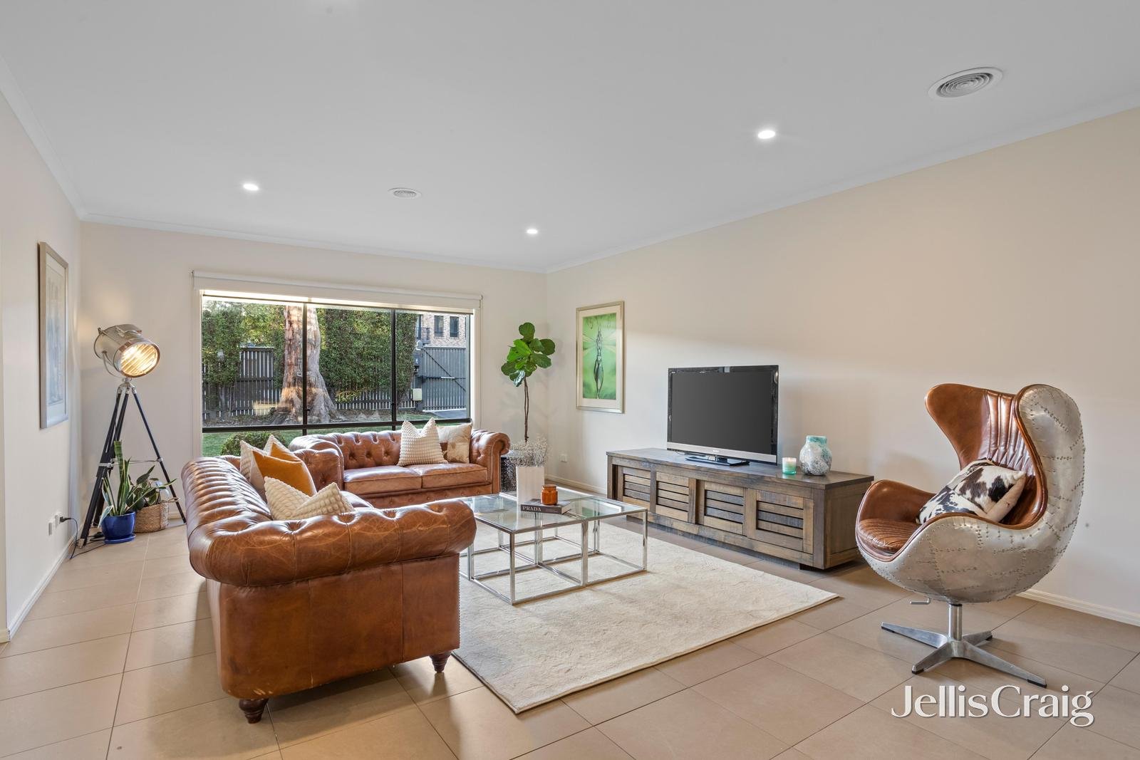 1/32 Mount Pleasant Drive, Mount Waverley image 2