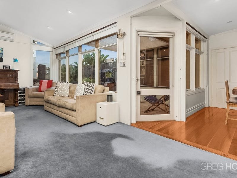 132 Napier Street, South Melbourne image 3