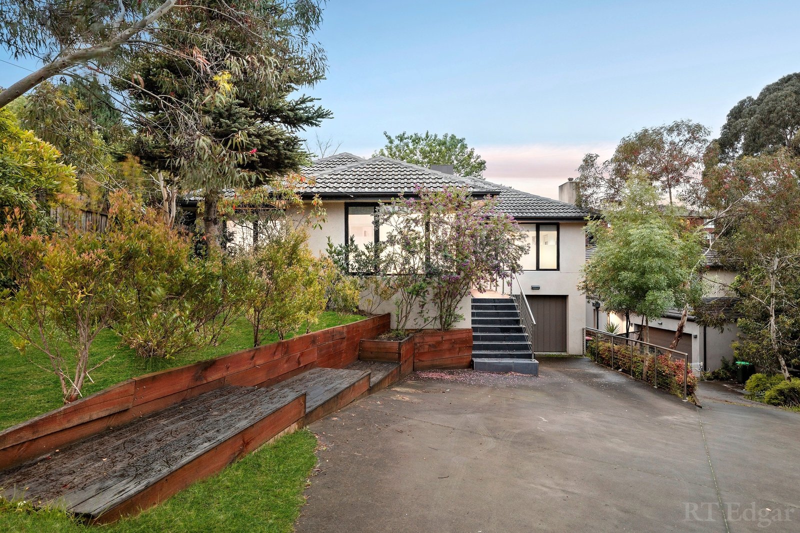 Property Gallery - Main Image