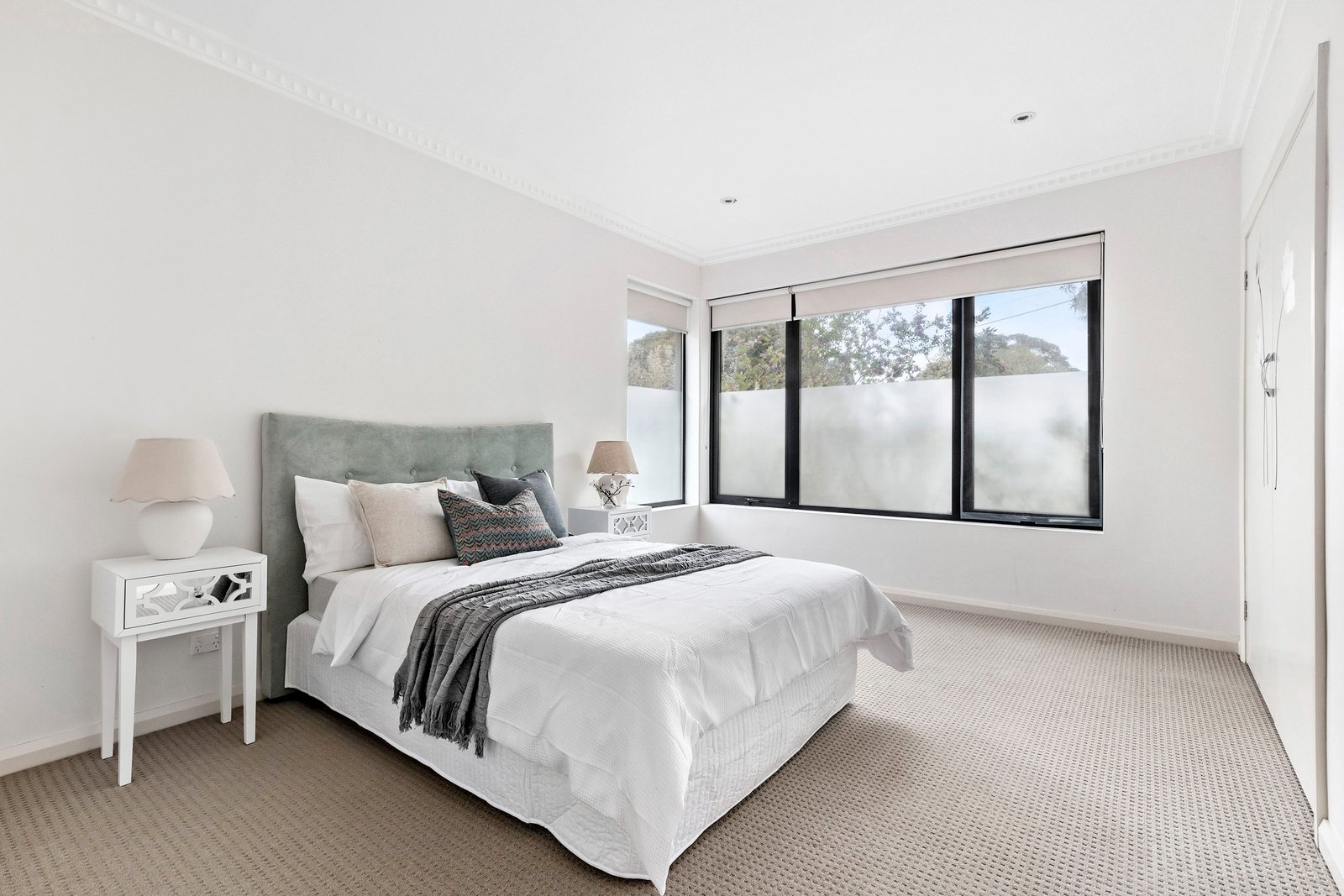 Property Gallery Thumbnail 7