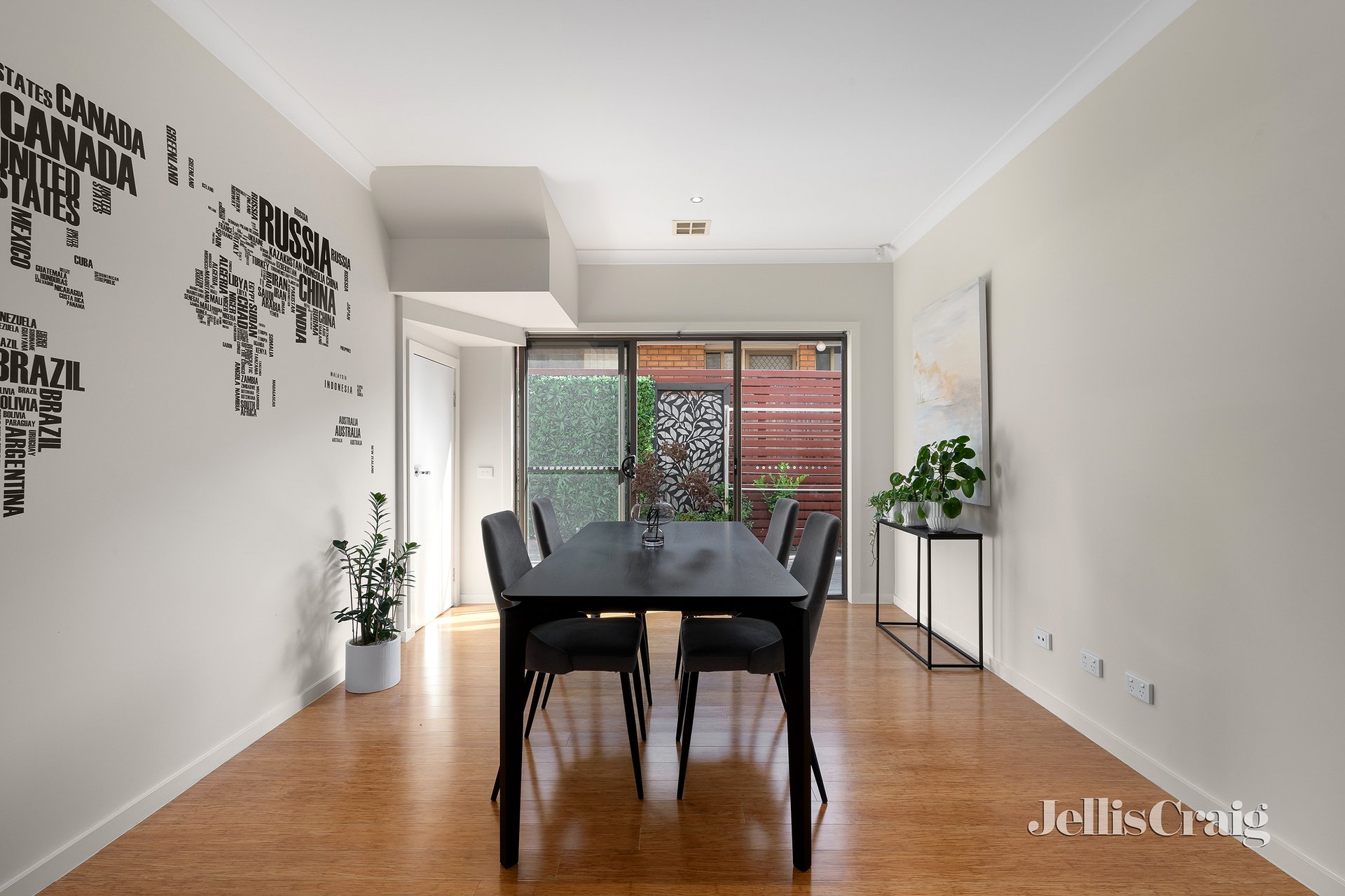 1/32 Porter Road, Heidelberg Heights image 3