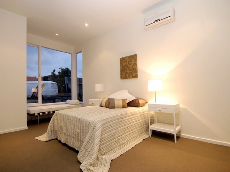1/32 Princes Street, Williamstown image 2