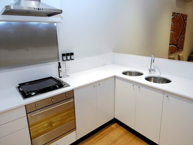 1/32 Princes Street, Williamstown image 4