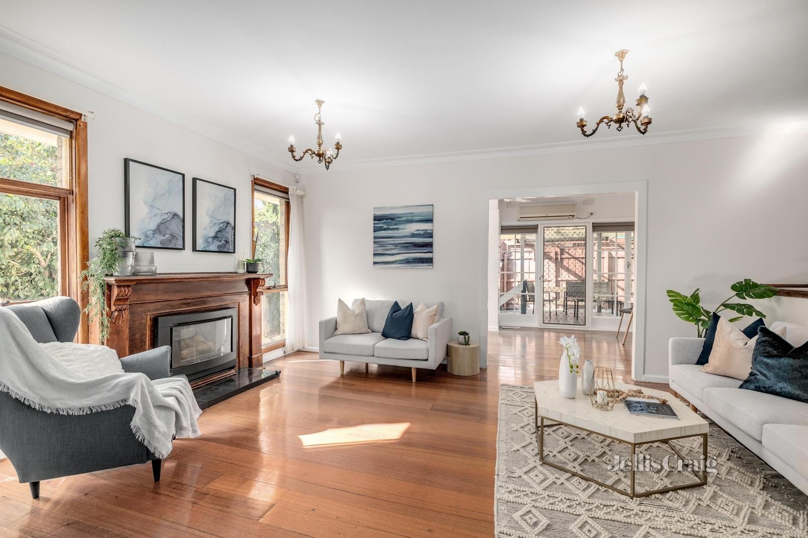 1/32 Stephensons Road, Mount Waverley image 2