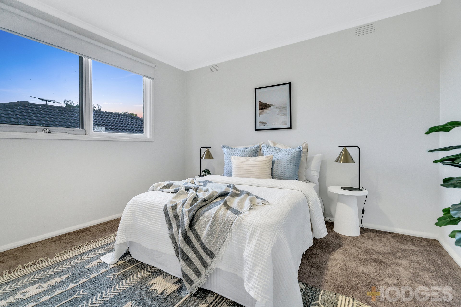 1 / 32 Sunray Avenue Cheltenham