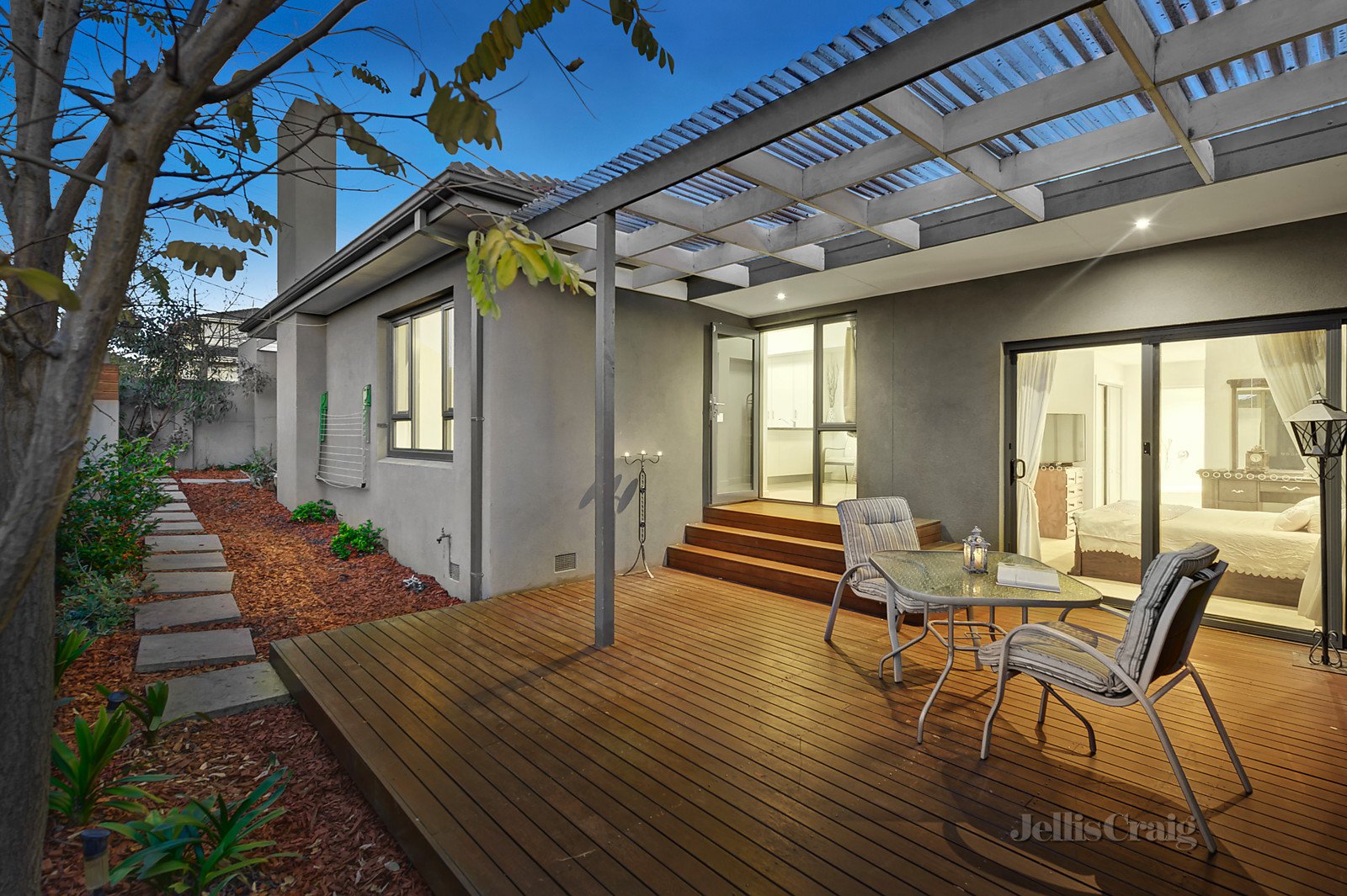 1/32 Viewhill Road, Balwyn North image 7