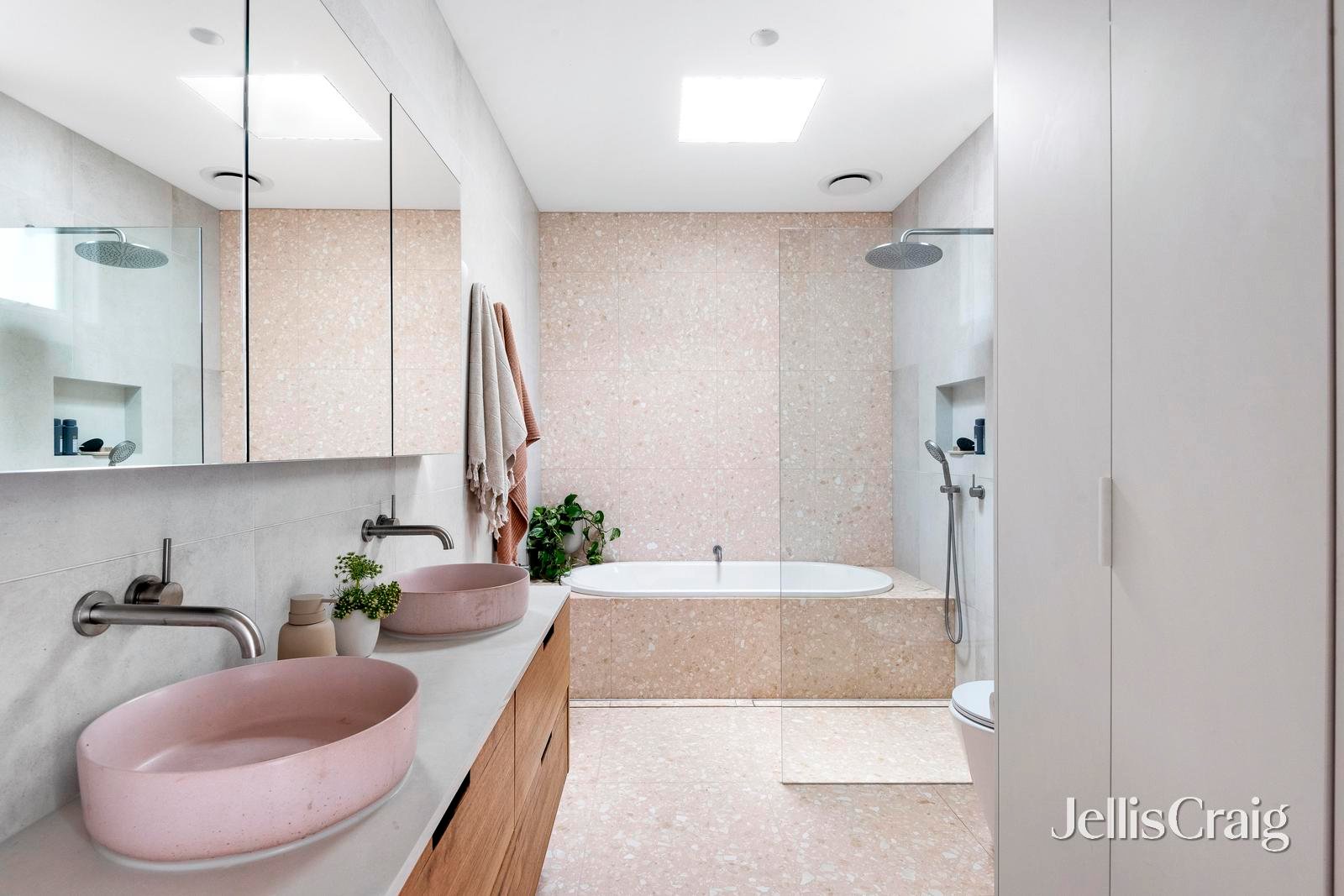 132 Westbourne Grove, Northcote image 11