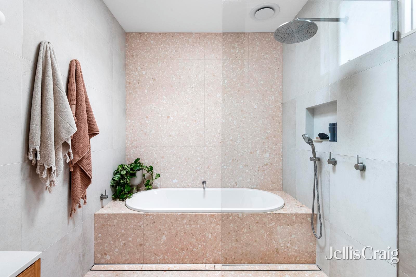 132 Westbourne Grove, Northcote image 14