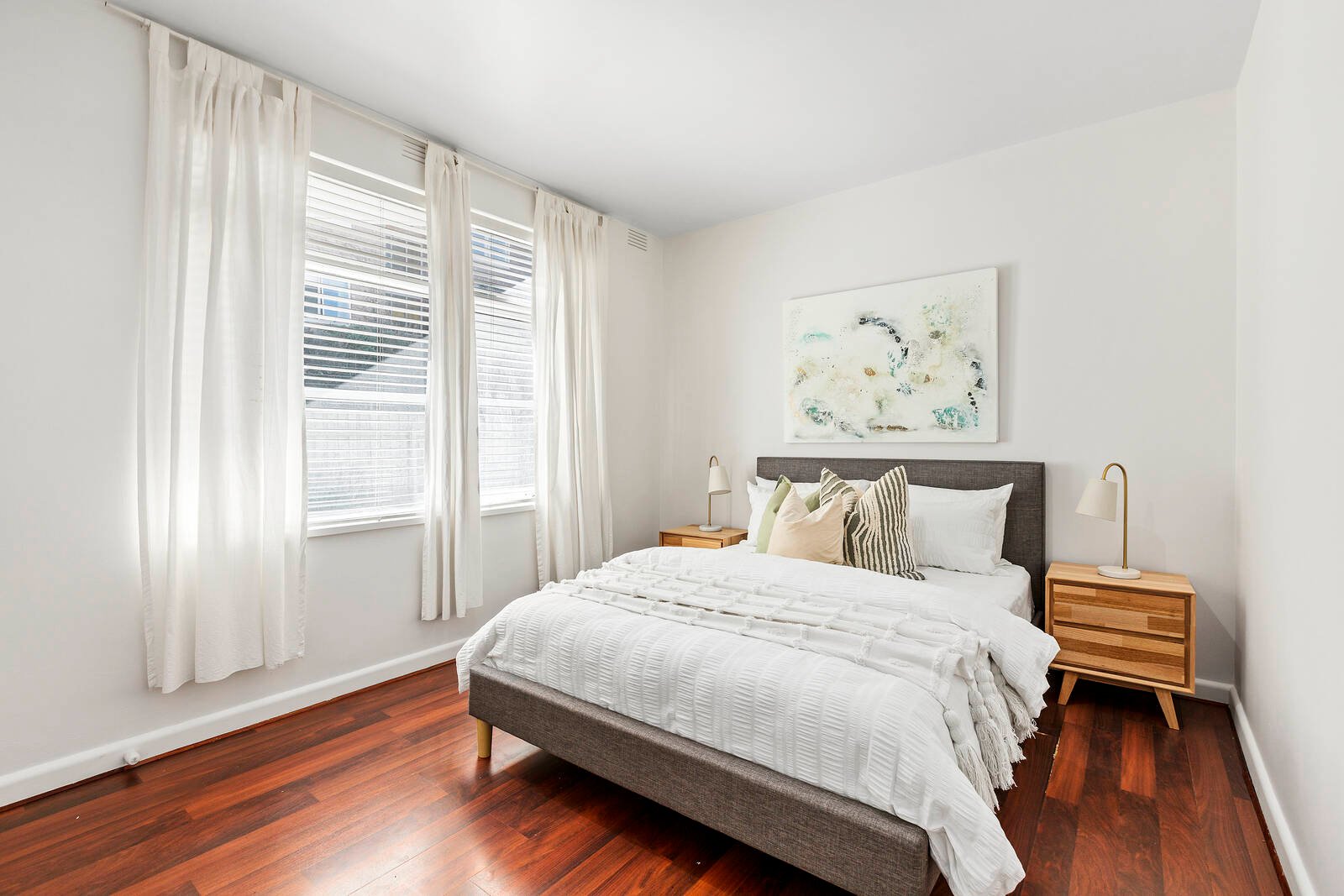 Property Gallery Thumbnail 5