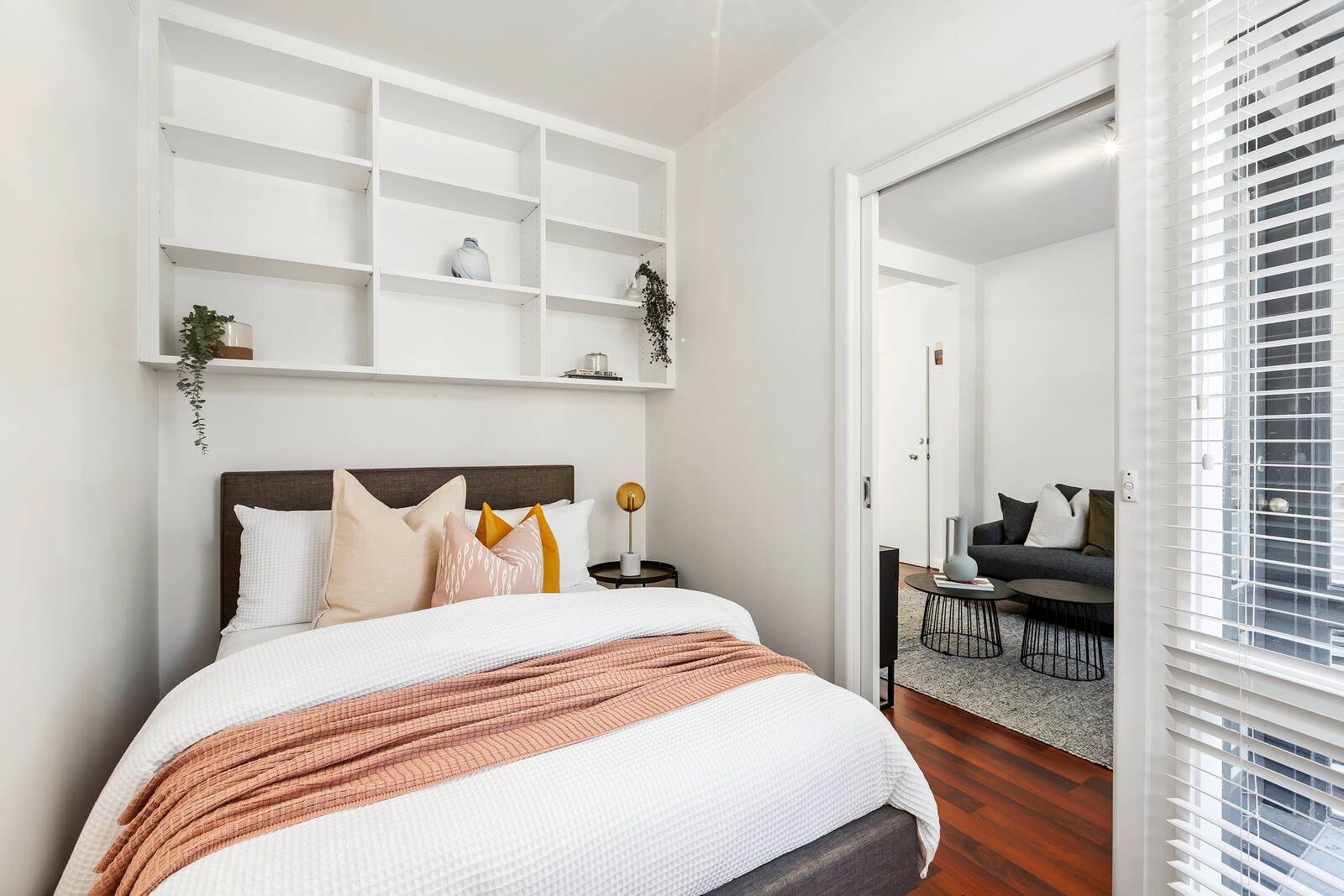 Property Gallery Thumbnail 6