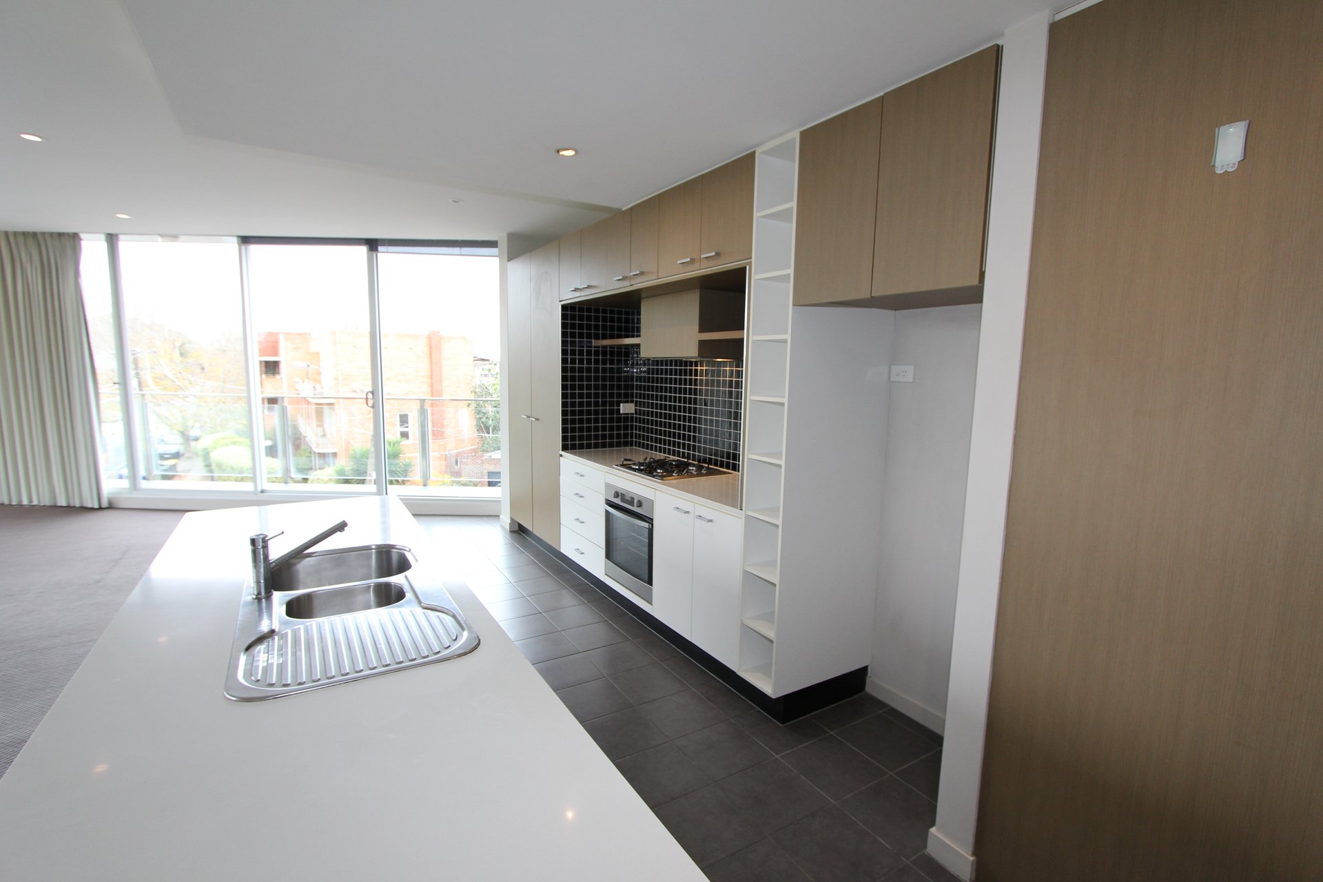 Property Gallery Thumbnail 4