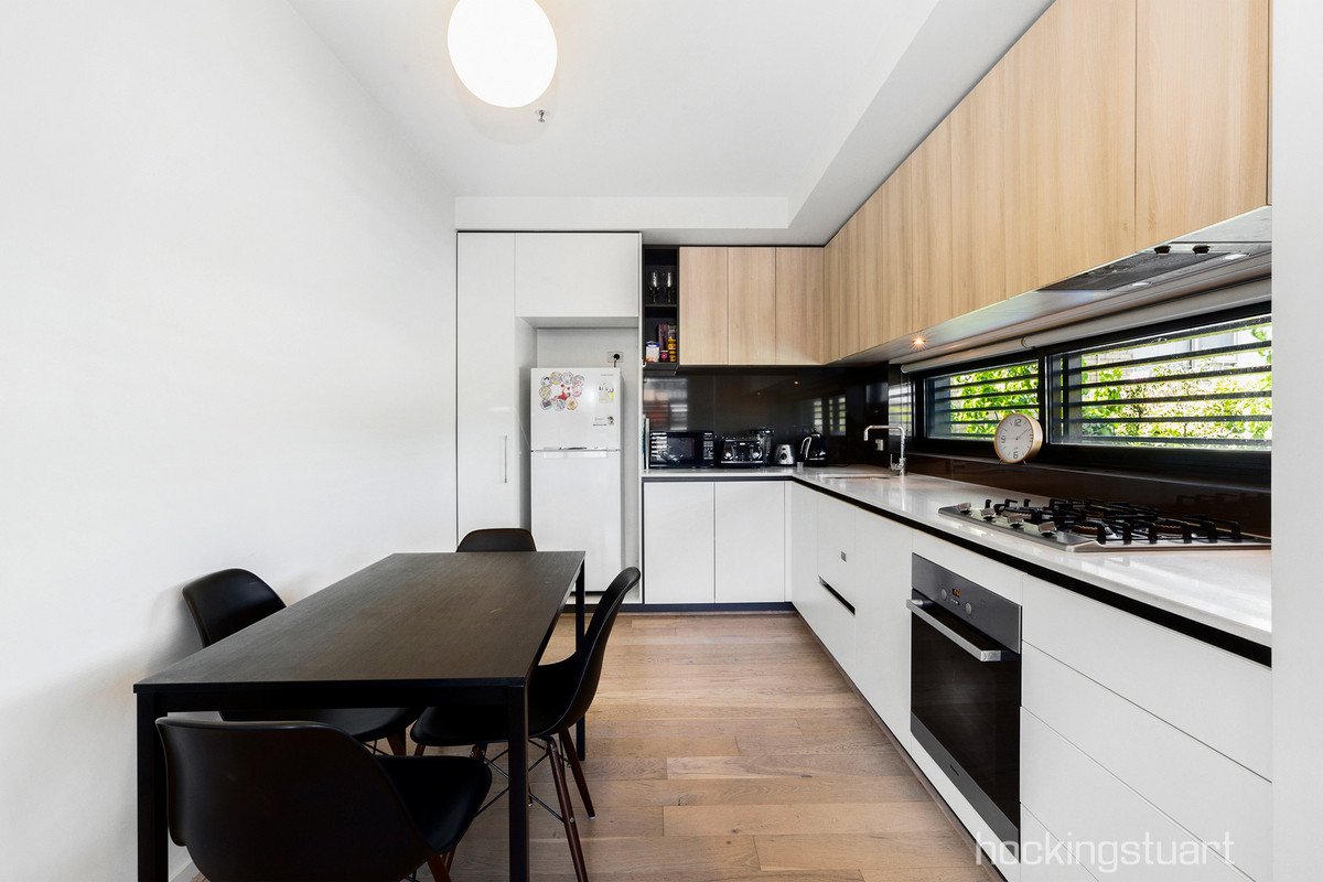13/204 Whitehorse Road, Balwyn image 3