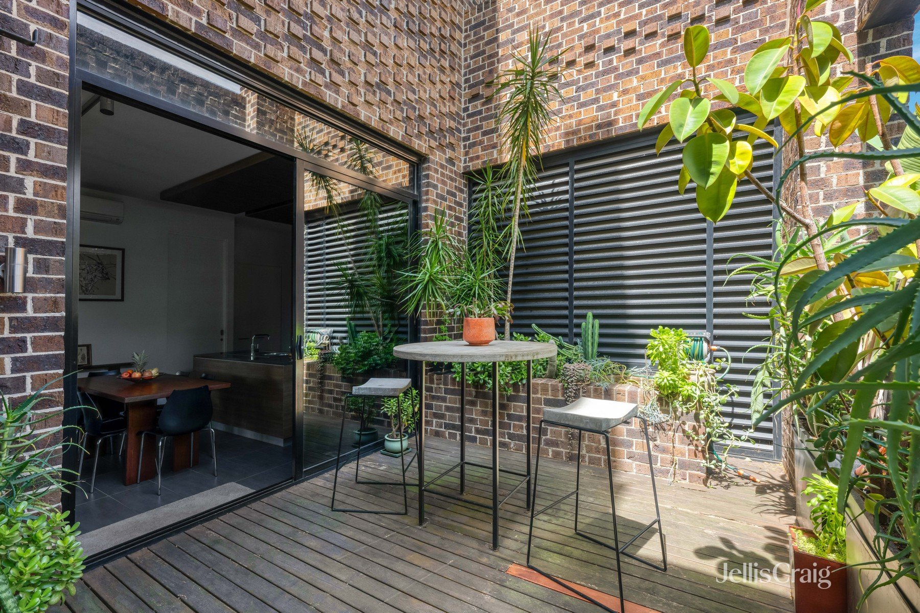 13/205 Gipps Street, Abbotsford image 8