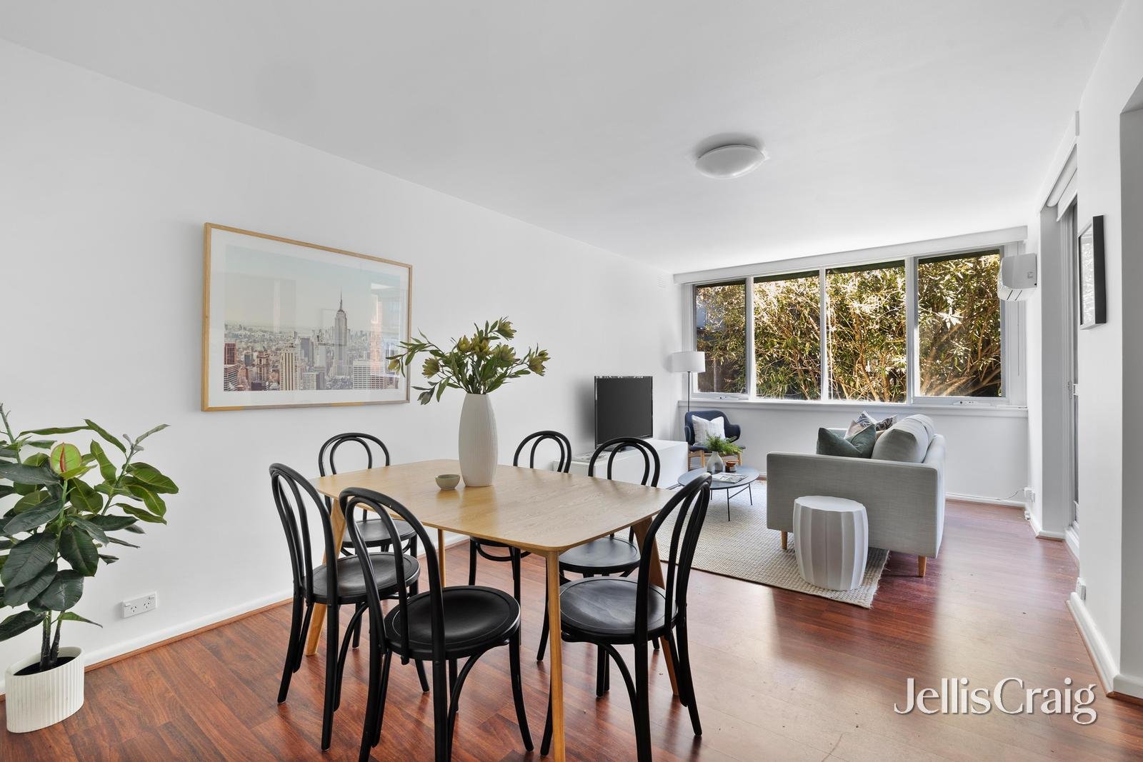13/210 Domain Road, South Yarra image 2