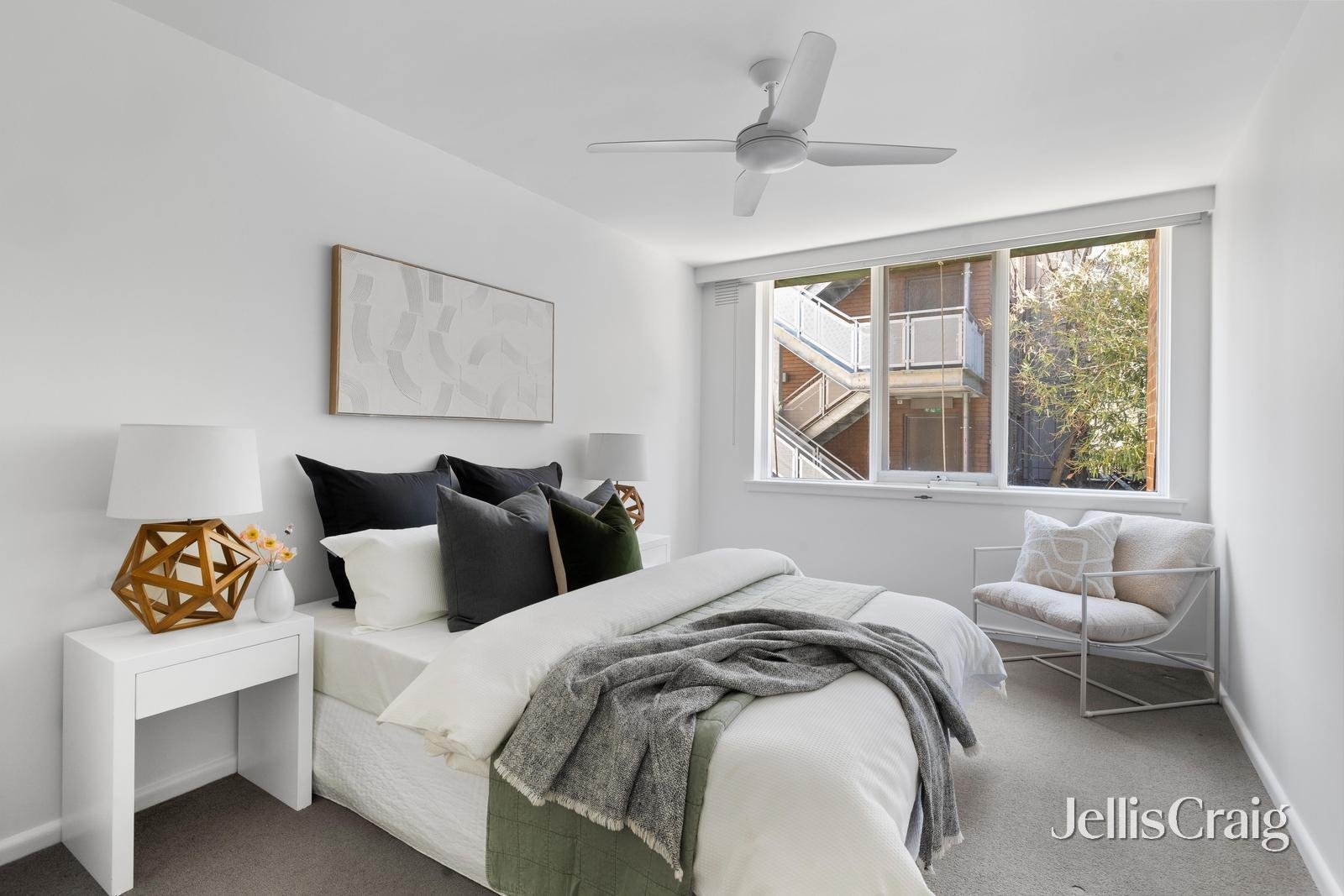 13/210 Domain Road, South Yarra image 6