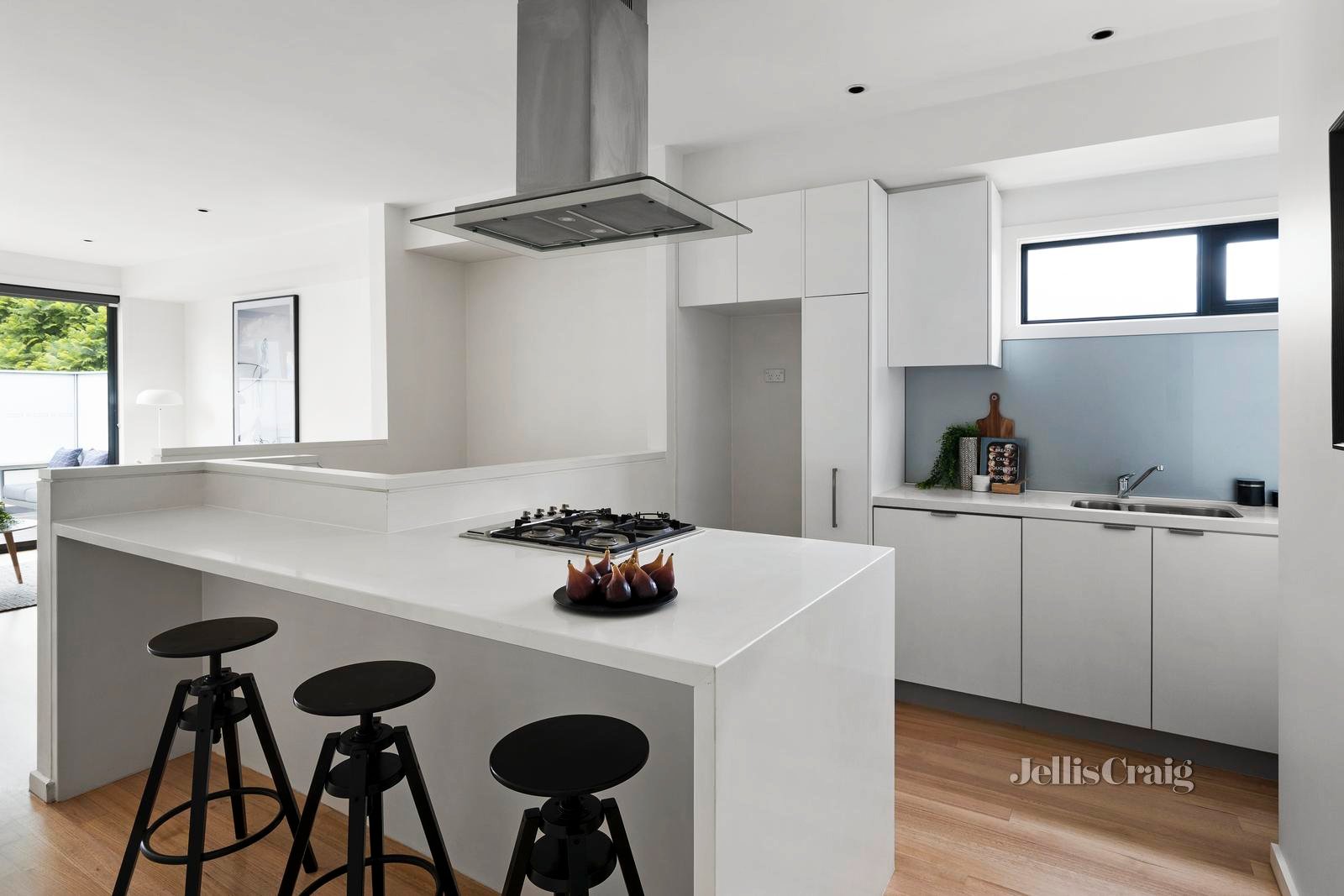 13/22 French Avenue, Northcote image 2