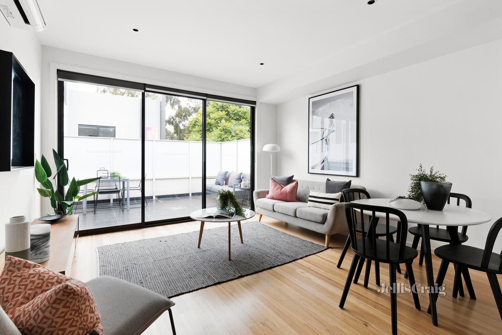 13/22 French Avenue, Northcote image 4