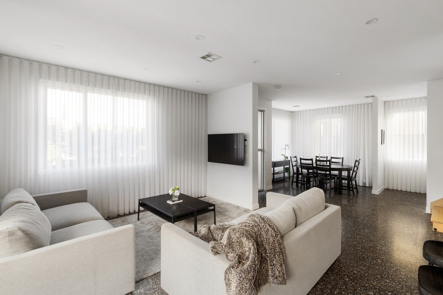 1/324 Buckley Street, Essendon image 5