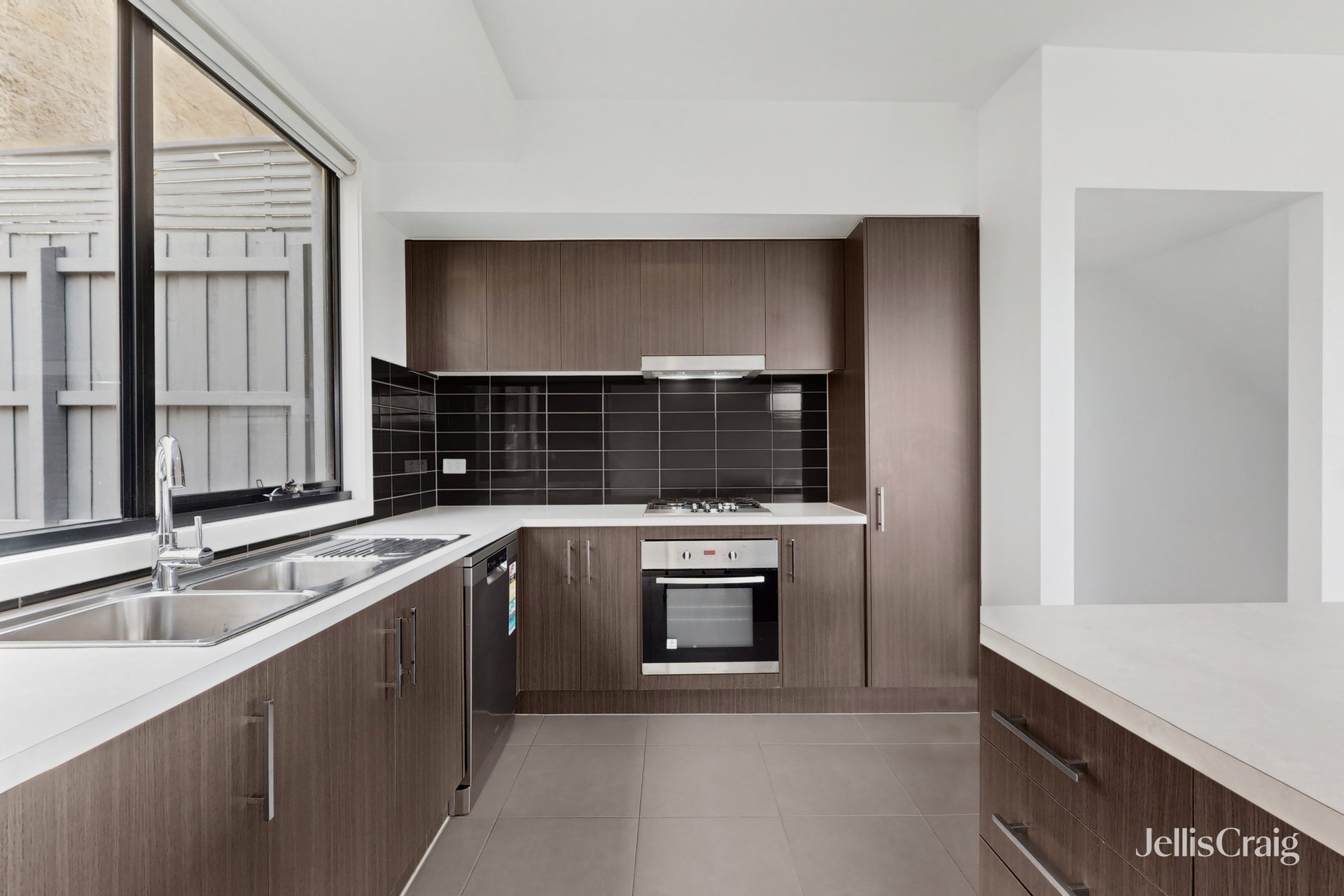 13/24 Craig Street, Keilor&nbsp;East image 2